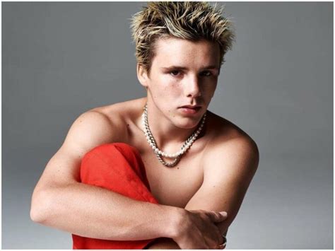 Cruz Beckham Biography, Age, Height, Girlfriend, Net Worth