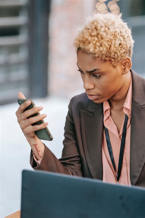 How to see and recover deleted messages on Instagram