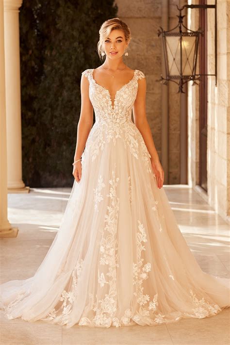 Sophia tolli y3107 autumn 8 ivory nude – Artofit