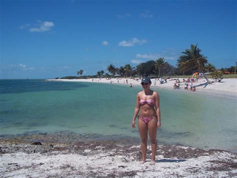 Sailboats and kitty litter: Sombrero Beach, Marathon, FL