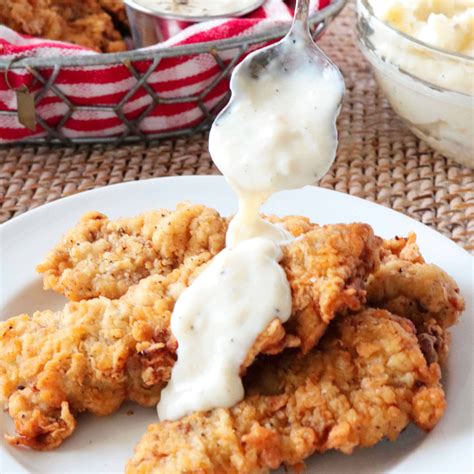 Rise And Shine: 5-Minute Magic For The Fluffiest Homemade Country Gravy