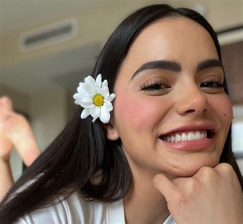 Who is Samadhi Zendejas? Biography, Husband, Career, Age, Height ...