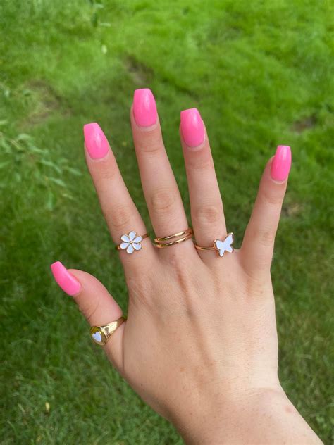 Long Pink Coffin Nails – Vibrant Guide
