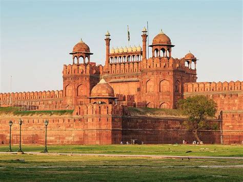 monuments built  shah jahan   taj mahal nativeplanet