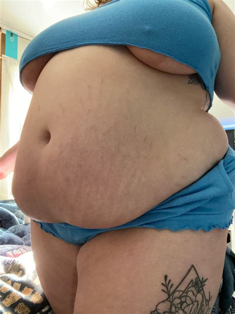 Large Beautiful Women on Tumblr
