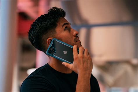 How to Choose a Case for Your iPhone 