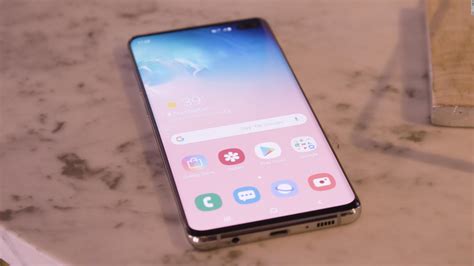 Galaxy S10: Samsung launches new line of smartphones - CNN