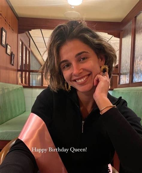 happy birthday naomi scott naomi scott hair naomi scott aesthetic