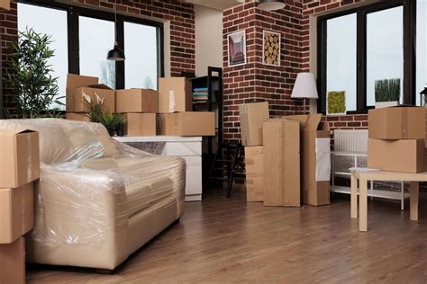 Efficient Junk Removal Following a Detailed House Cleanout - Happy Junk ...