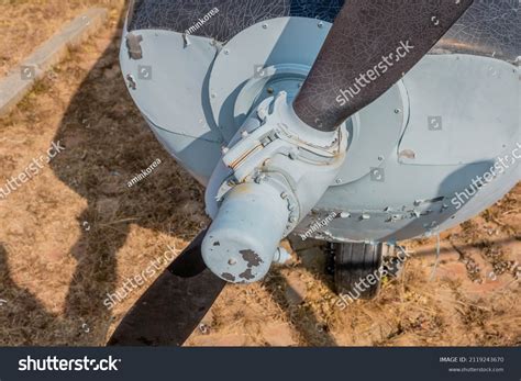 33 Variable Pitch Propeller Images, Stock Photos & Vectors | Shutterstock