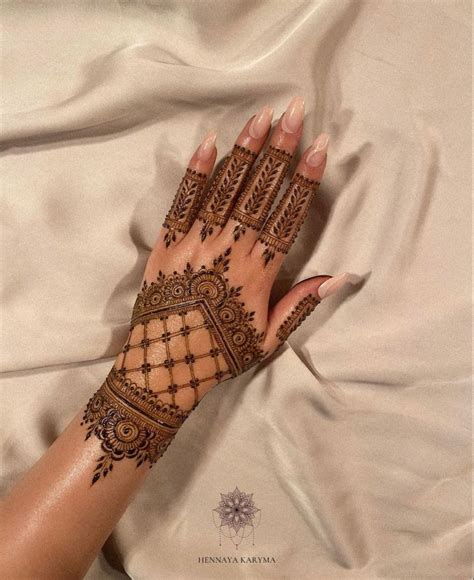 pin  vanshi  mehendi    hand mehndi designs finger