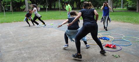 Jogos Para Adolescentes - Recreação Adolescentes - 10 Brincadeiras Interativas Para Festa de ...