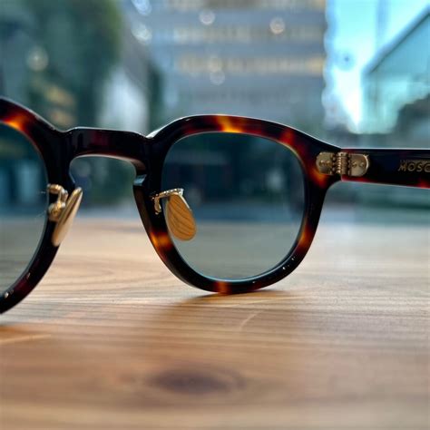 moscot blog poker face