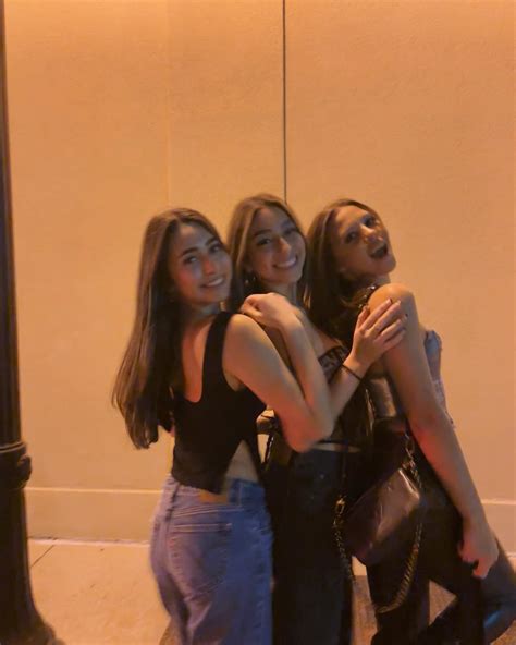 Mia Mendez (@miaraquelll) • Instagram photos and videos