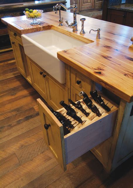 Butcher Block Island With Porcelain Sink and Knive Storage Pull-Out ...