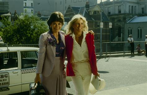 Linda Evans