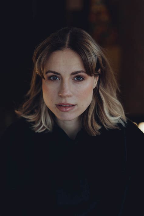 Lara Dandelion - Filmmakers