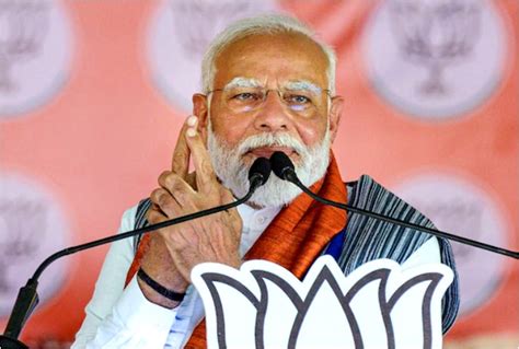 pm modi turns poetic  karnataka