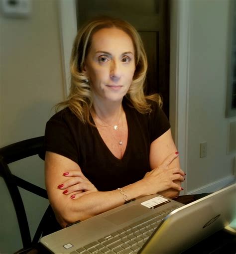 5 Ways to Avoid Weight Gain When Working from Home - followPhyllis