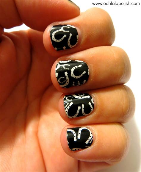 9+ Horseshoe Nail Art Designs | [+]ALSTROEMERIA