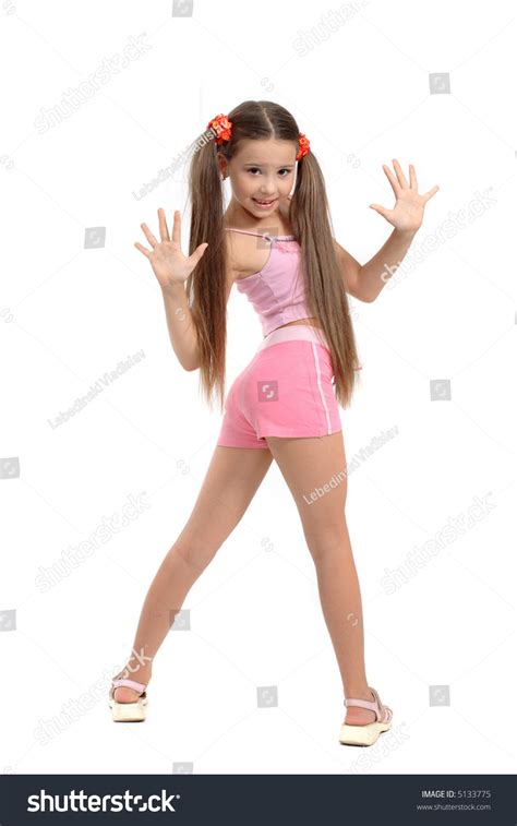 Portrait Posing Young Beautiful Small Girl Stockfoto 5133775 | Shutterstock