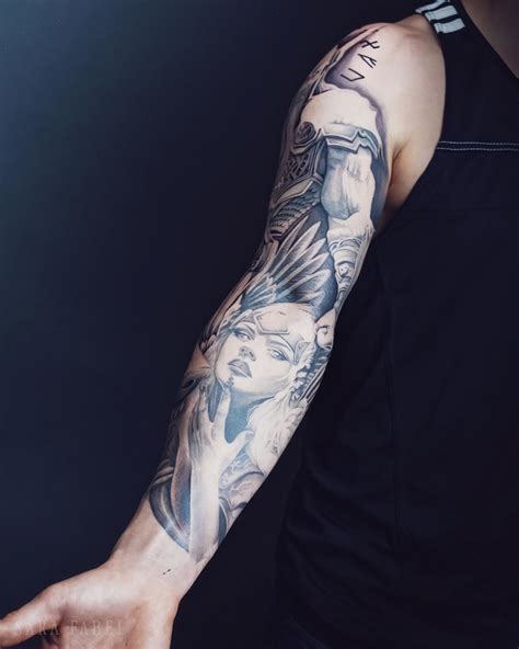 What Do Sara Fabel Tattoos Say