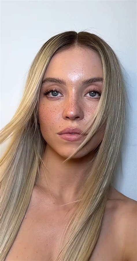 900+ Hot celebrities ideas in 2025 | celebrities, hottest celebrities