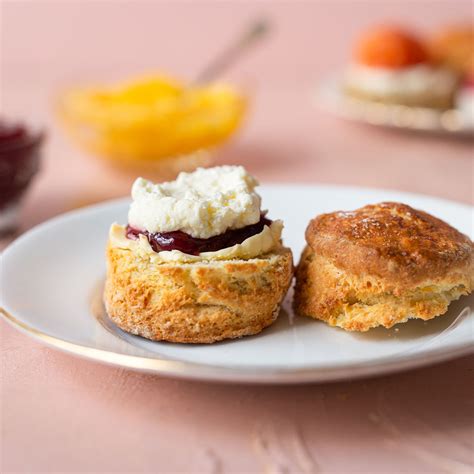 Mini scones recipe | easyFood