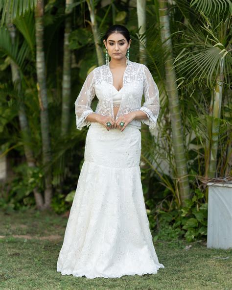 Vulcal | Timeless Handcrafted Indian Fashion | 🤍 Milky Mirage 🤍