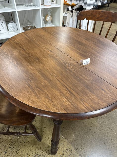 wood table   chairs  perfect piece