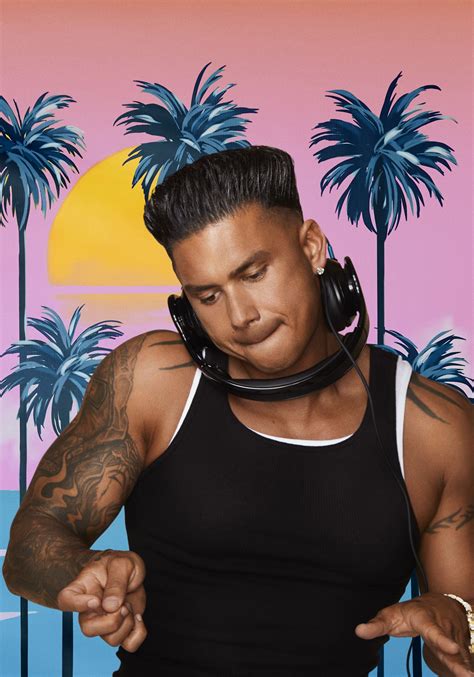 Paul "Pauly D" Delvecchio - Personality