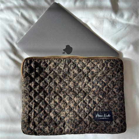 Savanna - Laptop Sleeve - Moon Nude