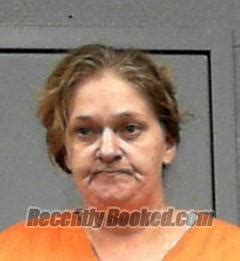 Recent Booking / Mugshot for April Ann Mounts in Wirt County, West Virginia