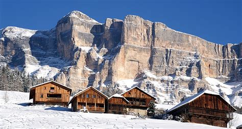 winter aktivitaeten  alta badia ciasa de munt