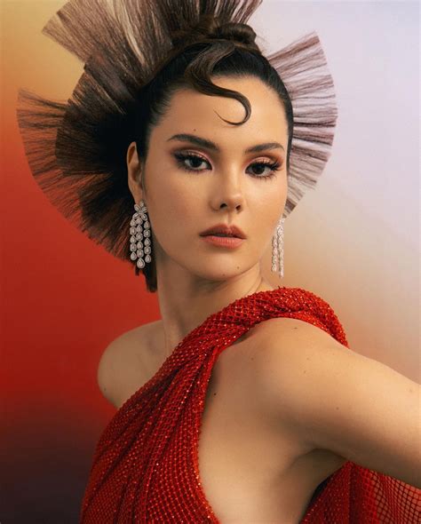 catriona grays  universe  pre pageant outfits