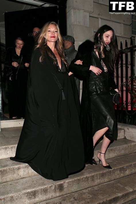 Kate Moss Shows Her Nude Breasts In London (119 New Photos