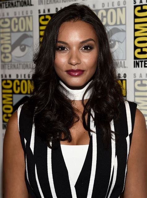 Sexy Beautiful Babes: Jessica Lucas – ‘Gotham’ Press Line at Comic-Con