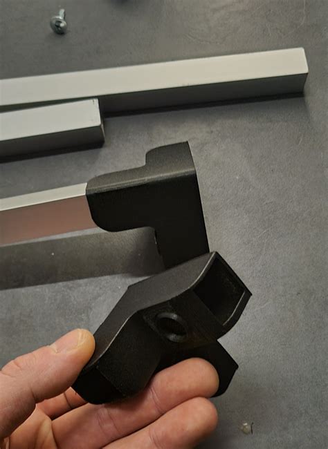 3-Way and 2-Way Square Tube Connectors for Aluminum Tubes (20x20 mm