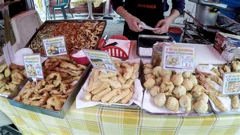 Palermo, Sicily, Italy. Street Food and Fresh Food. ' Il Capo' Market ...