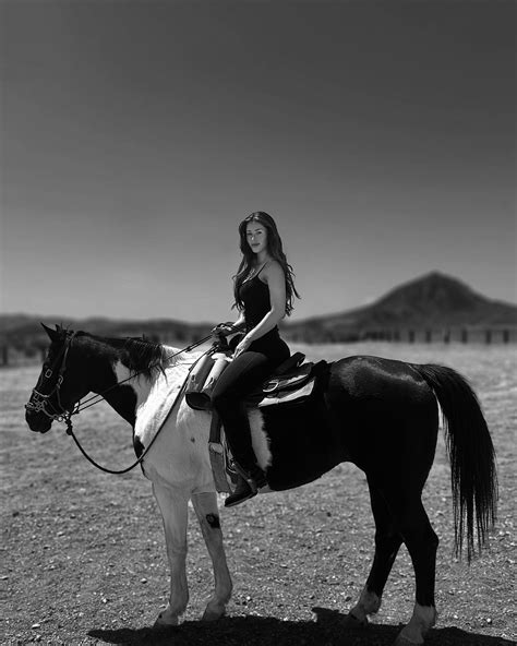 Yulia Karavayeva (@yuliakaravayeva) • Instagram photos and videos