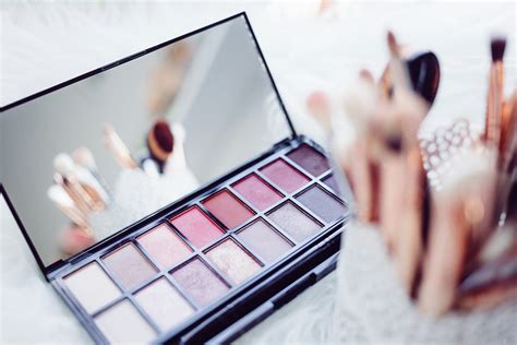 makeup pictures hd   images  unsplash