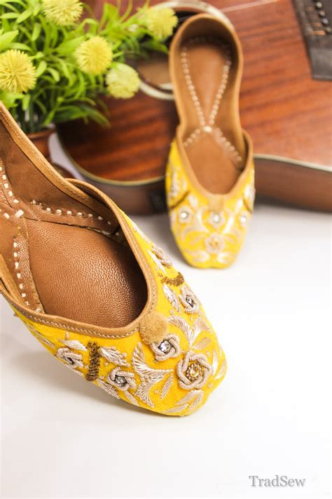sunshine floral juttipunjabi jutti  women  tradsew
