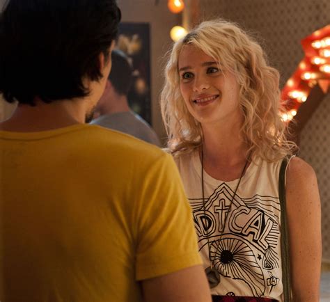 Is Mackenzie Davis Secretly Dating THIS Person? The Shocking Truth Revealed! Image 7