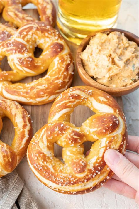 German Pretzels (Soft Pretzels) - Everyday Delicious