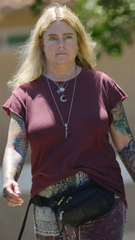 A sus 54 años, así de irreconocible se ve hoy Erika Eleniak de Baywatch