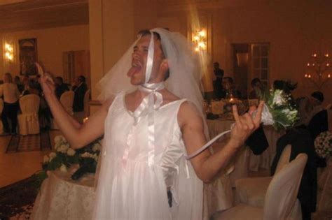 Embarrassing and WTF Wedding Moments (61 pics) - Izismile.com