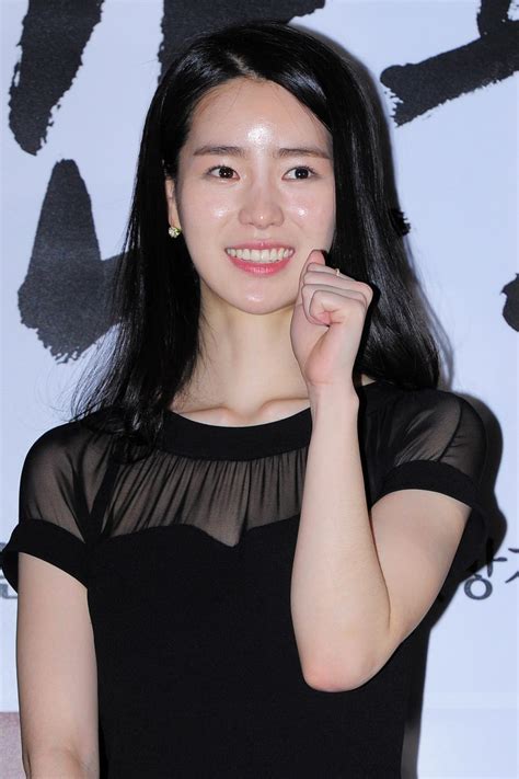 「ザ・グローリー」悪役ヨンジンで大ブレイク！ 女優イム・ジヨンのビューティ遍歴 | ビューティ | ELLE [エル デジタル]