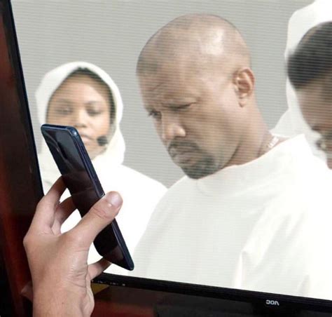 What is Kanye looking at?? : r/Kanye