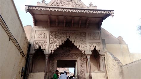 Nidhivan Temple in Vrindavan Uttar Pradesh India-Ras Leela Place of ...