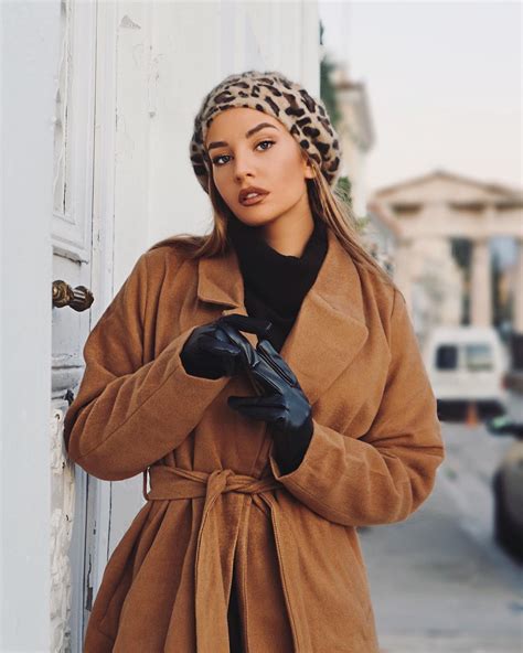 Η Ανδρομάχη Δημητροπούλου ξέσπασε: Το revenge porn και η σκοτεινή